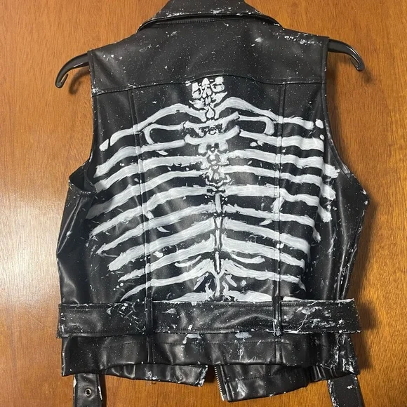 Skeleton Print Black Leather Vest (sz L) - Picture 8 of 14